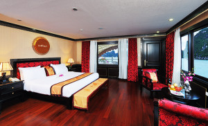 starlight cruises Deluxe cabin halong-bay